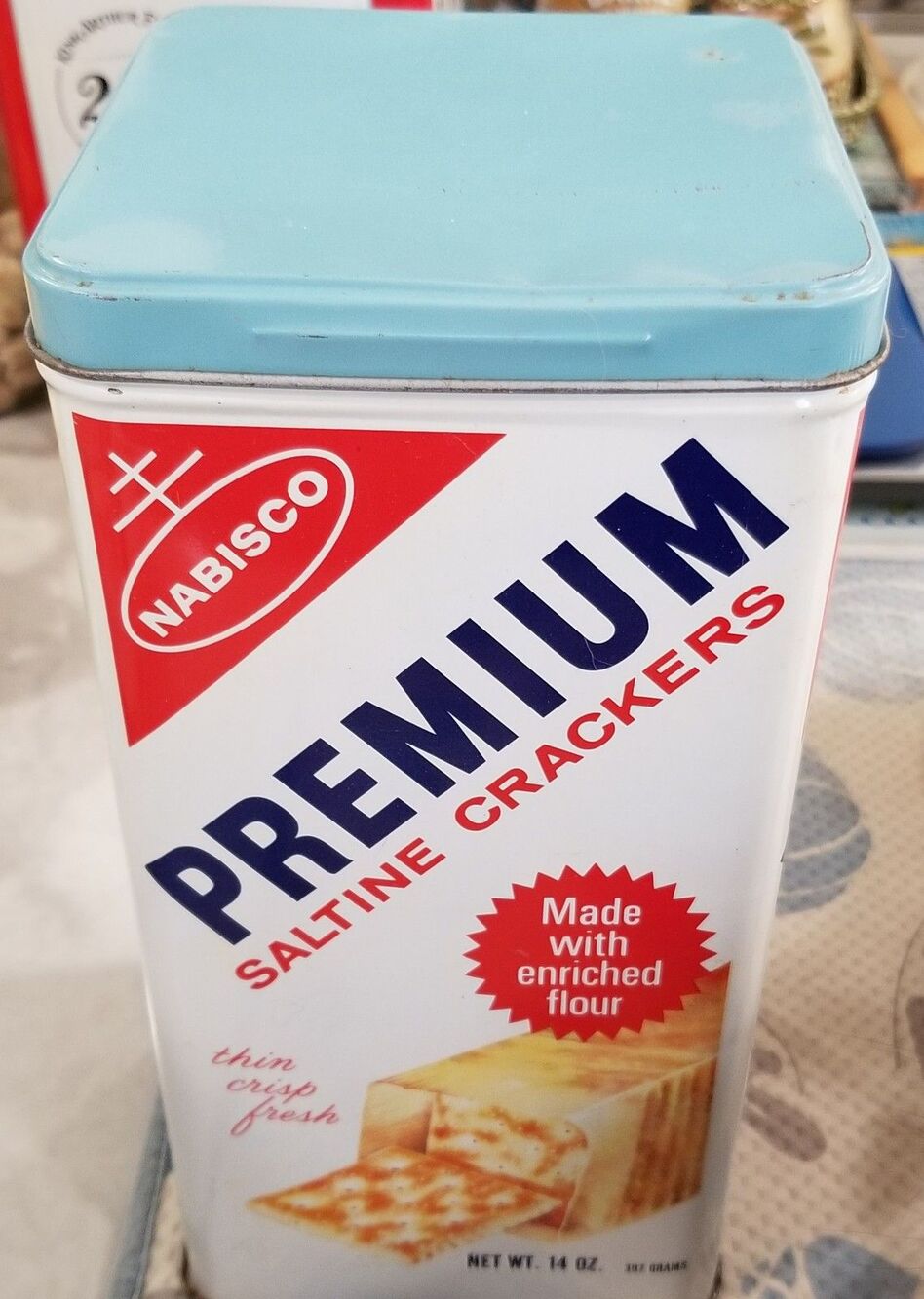 1969 Nabisco Premium Saltine Crackers Tin Vintage Advertising
